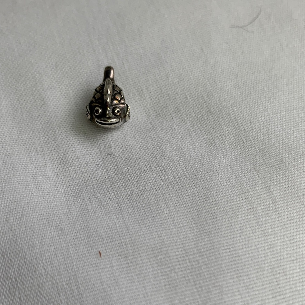 Pandora Sterling Silver Fish Bead Charm - Silver - Picture 2 of 3